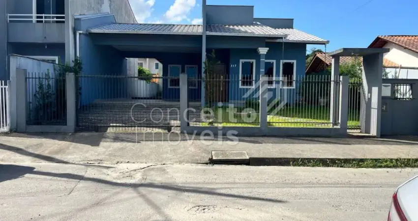 Casa ampla em Nova Brasília - localização privilegiada 140m²
