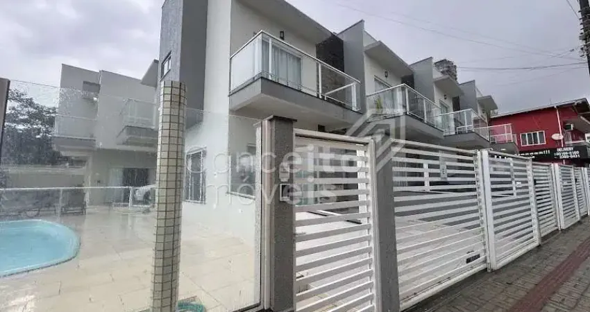 Casa com 3 quartos à venda na Rua Rubens Alves, 23, Balneário Perequê, Porto Belo