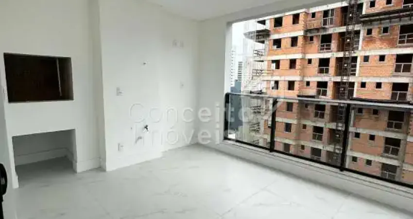 Apartamento com 3 quartos à venda em Meia Praia, Itapema
