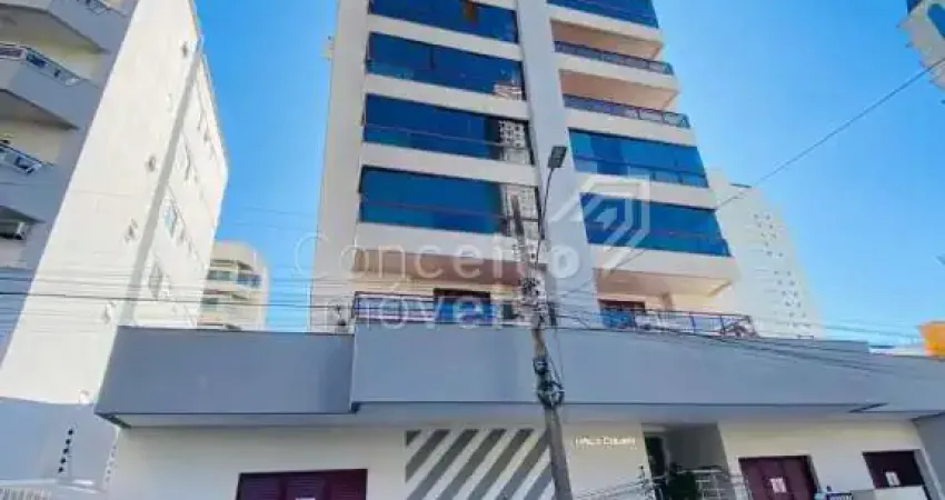 Apartamento com 3 quartos à venda na Rua 207, 66, Meia Praia, Itapema