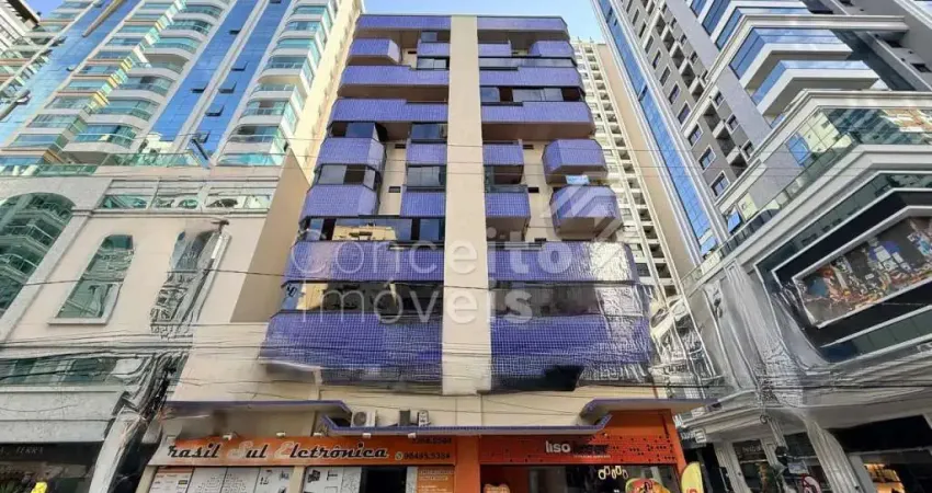 Apartamento com 3 quartos à venda em Meia Praia, Itapema