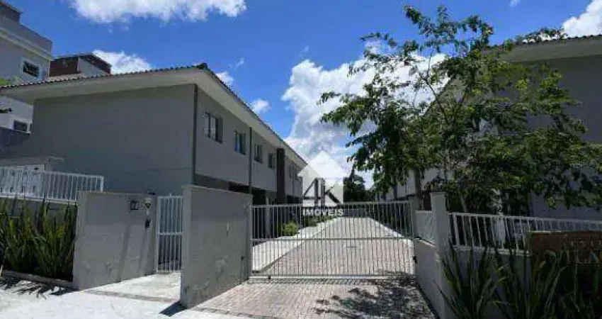 Sobrado com 2 dormitórios à venda, 71 m² por R$ 329.900,00 - Forquilhas - São José/SC