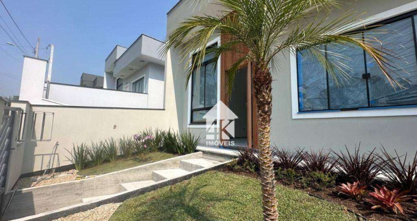 Casa com 4 dormitórios à venda, 176 m² por R$ 950.000 - Forquilhas - São José/SC