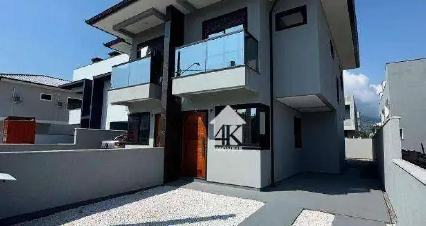 Sobrado com 3 dormitórios à venda, 105 m² por R$ 575.000 - Nova Palhoça - Palhoça/SC