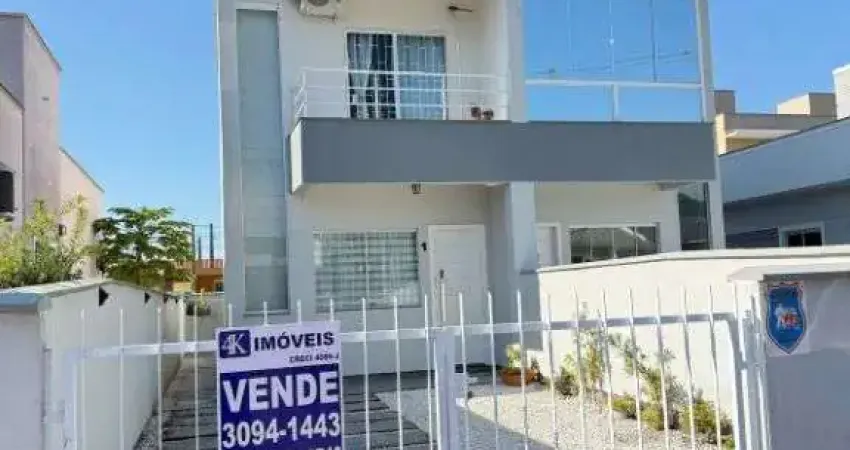 Casa com 2 quartos à venda na Rua Tomáz Domingos da Silveira, 55, Caminho Novo, Palhoça