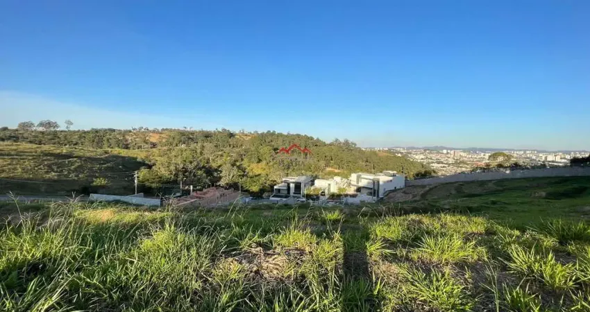 Terreno a venda no condomínio fechado Bosque Do Horto em Jundiaí.
