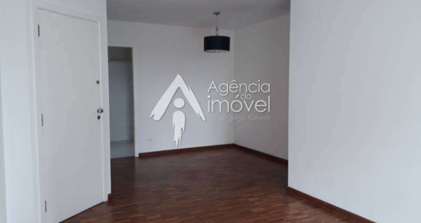 Apartamento à Venda em Vila Gumercindo - 3 Dormitórios, 1 Suíte e Lazer Completo