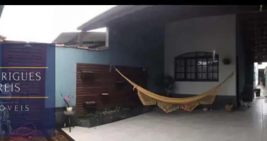 Casa à venda no Morro do Algodão, Caraguatatuba