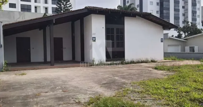 Casa com 4 quartos à venda na Rua Rio Grande do Sul, 881, Anita Garibaldi, Joinville