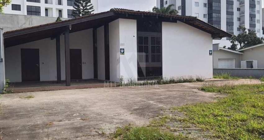 Casa comercial à venda na Rua Rio Grande do Sul, 881, Anita Garibaldi, Joinville