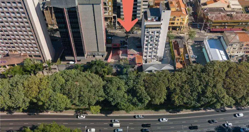 Oportunidade: Casa / Terreno de 412 metros para Investimento no Coração da Bela Vista - SP