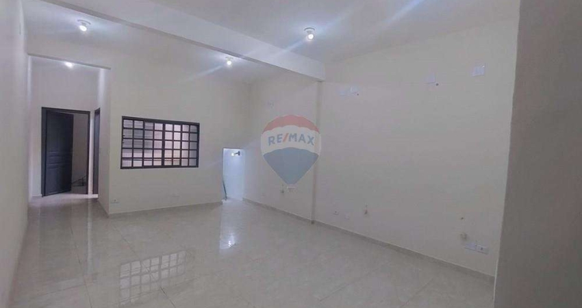 Casa para locação na Mooca 3 salas, 2 quartos, 2 suítes, 4 banheiros e 1 vaga