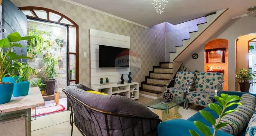 Sobrado à venda no jardim danfer com 190 metros, 3 quartos, 1 suíte, 3 vagas de garagem e edícula nos fundos