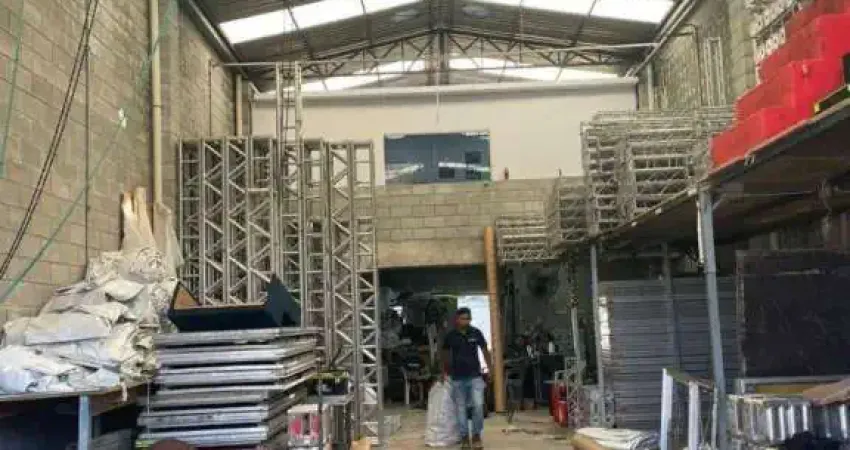 Galpão Comercial para alugar, 160 m² - Santa Teresinha - Santo André/SP