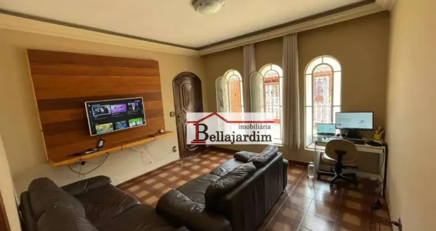 Casa com 3 dormitórios à venda, 267 m² - Vila Scarpelli - Santo André/SP