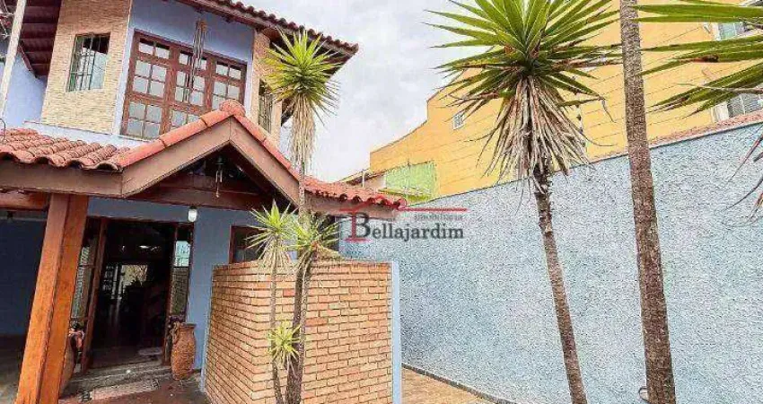 Sobrado com 3 dormitórios para alugar, 338m² - Bairro Campestre - Santo André/SP