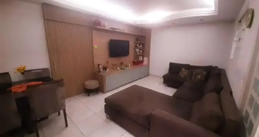 QNN 22 - Duas casas em terreno de 140m2, aceita financiamento !