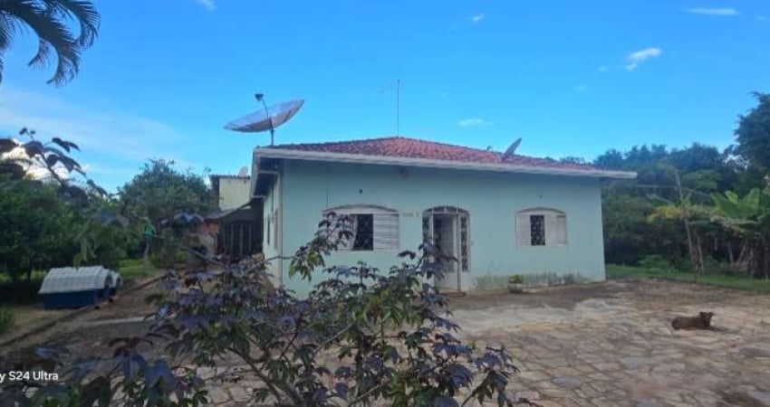SMPW 05 -  Casa Térrea, Terreno com 2.800m2, Condomínio Formado !