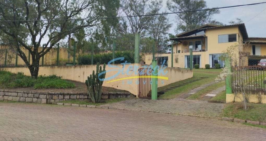 Casa com 3 dormitórios à venda, 242 m² por R$ 1.300.000,00 - Condomínio Clube de Campos Valinhos -