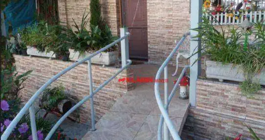 Casa com 6 dormitórios à venda, 157 m² por R$ 1.060.000 - Vila Carrão - São Paulo/SP