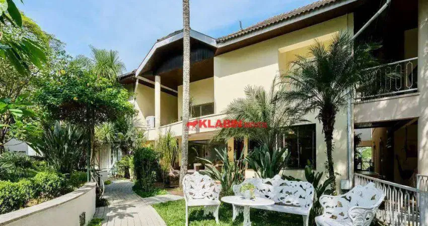 Brooklin-Belíssima e decorada casa em condomínio, 5 Dormitórios, 5 vagas