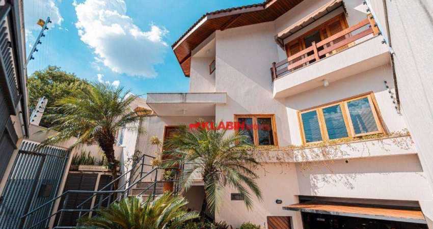 Sobrado com 420m² de Área Construída - 3 Suítes - 6 Vagas de Garagem - Quintal com Área Gourmet e Piscina - Excelente Localização no Planalto Paulista