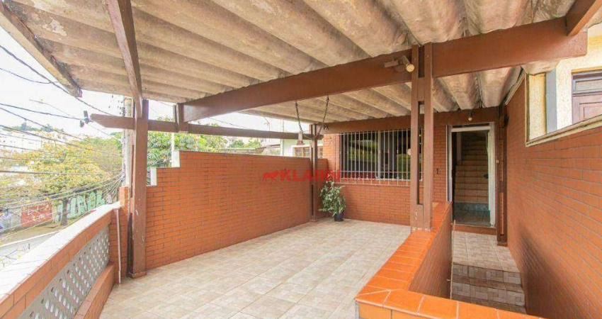 Sobrado de 3 Quartos sendo 2 Suítes com 2 Vagas de Garagem - Churrasqueira - 145m² de Área Construída - Localização com Fácil Acesso na Vila Mariana