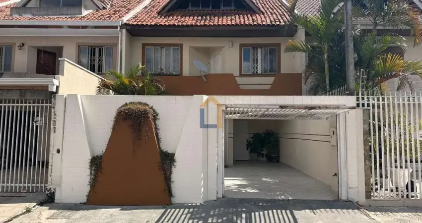 Sobrado com 161m² no bairro Guaíra