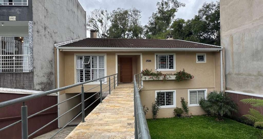 Casa comercial com 200m² no bairro São Lourenço