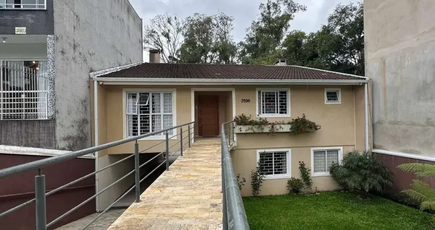 Ponto comercial para alugar na Rua Mateus Leme, 3596, São Lourenço, Curitiba