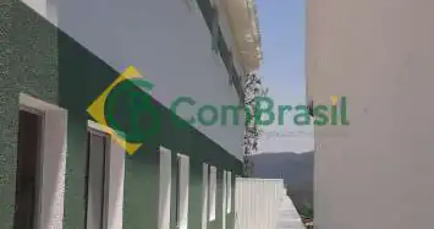 Világio com 5 sobrados no Residencial Turquesa  no Botujuru em Mogi das Cruzes