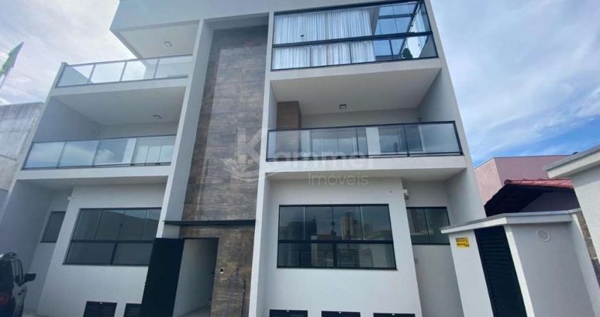 Apartamento com 3 dormitórios sendo uma suíte a venda na praia do tabuleiro