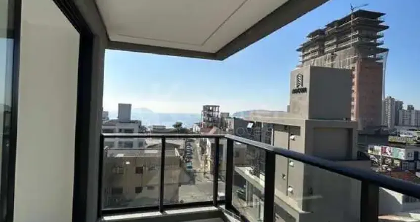 Imperdível apartamento à venda no Centro de Balneário Piçarras-SC: 3 quartos, 1 suíte, 1 sala, 3 banheiros, 1 vaga de garagem, 81,55 m².
