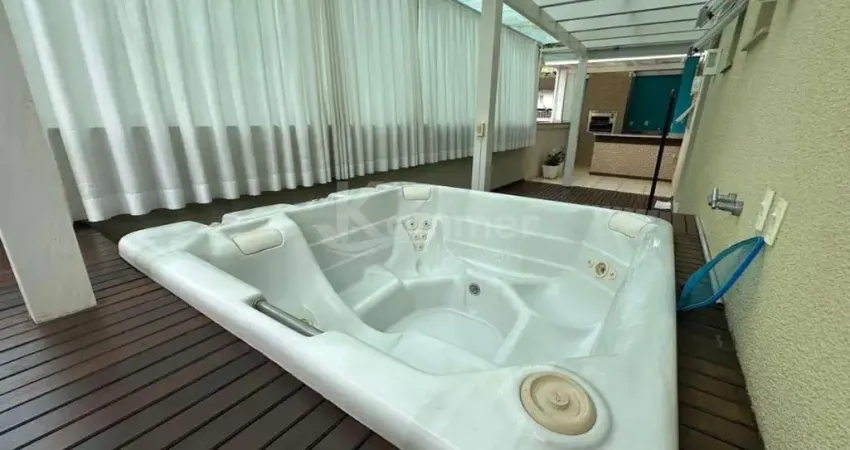 Apartamento à venda em Blumenau-SC, Vila Nova: 2 quartos, 1 suíte, 2 banheiros, 1 vaga de garagem, 82m² de área. Confira!