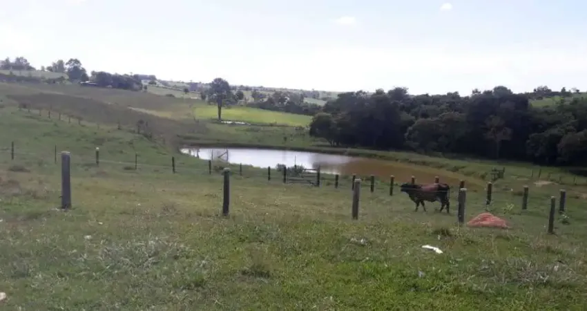 Chácara / sítio com 2 quartos à venda em Cercadinho, Alambari 