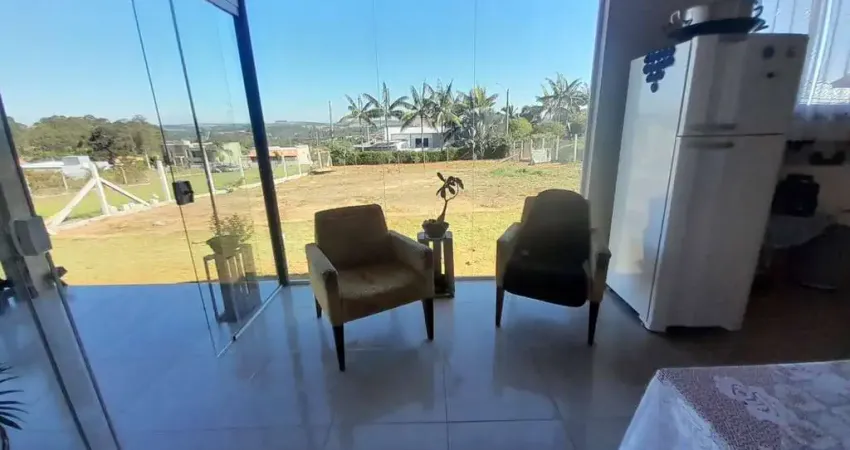 Casa com 2 quartos à venda na Fazenda Floresta, Alambari 