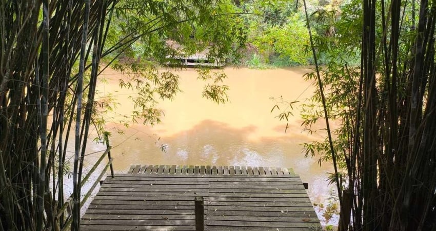 Chácara beira rio Itapetininga