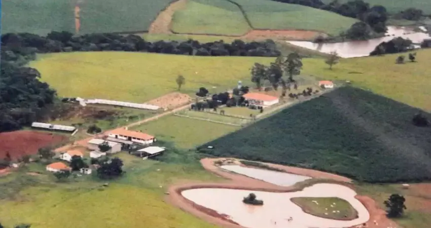 Chácara / sítio com 4 quartos à venda no Jardim Marabá, Itapetininga