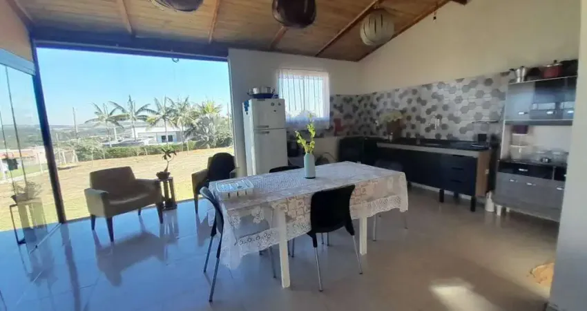 Casa em condomínio fechado com 2 quartos à venda na Fazenda Floresta, Alambari