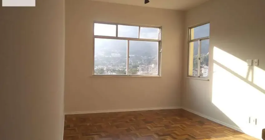 Apartamento para Venda em Teresópolis, Alto, 2 dormitórios, 1 suíte, 1 banheiro, 1 vaga