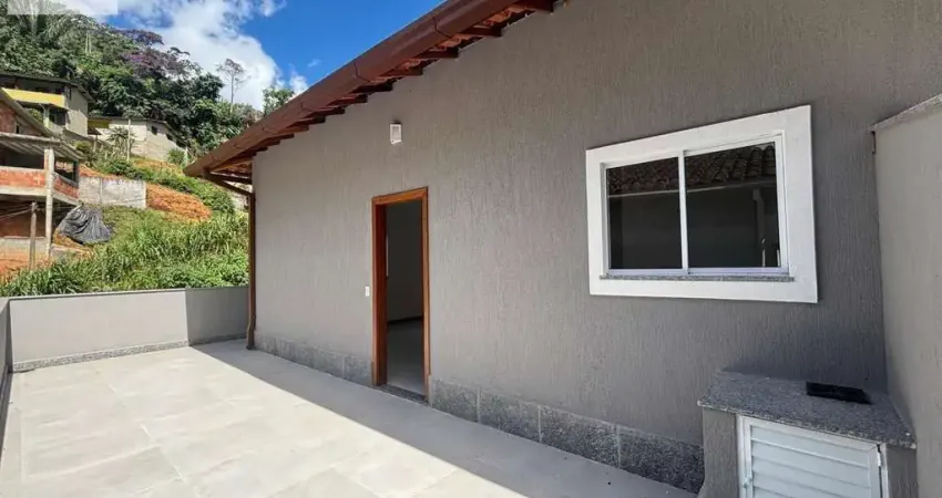 Casa para Venda em Teresópolis, Meudon, 2 dormitórios, 1 banheiro, 1 vaga