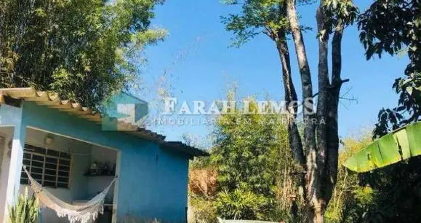 Charmosa chácara à venda em sausalito, mairiporã - vista deslumbrante e árvores frutíferas por r$ 390.000