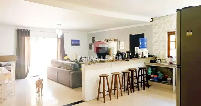 Casa com 2 quartos à venda na Rua Pio XII, Barreiro, Mairiporã