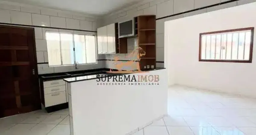 Casa com 3 quartos á venda , ótima localização piazza di roma -zona oeste