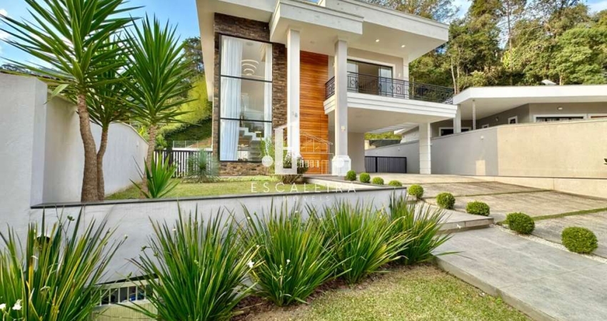 CASA À VENDA NA CIDADE DE TERESÓPOLIS RJ