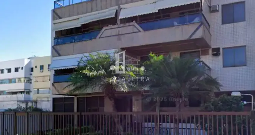 Venda de Apartamento de 2 Quartos no Recreio dos Bandeirantes, Rio de Janeiro-RJ: 1 Suíte, 2 Banheiros, 1 Vaga de Garagem, 90m².