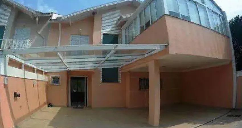 Sobrado alto padrão em condomínio fechado com 4 casas no tremembé