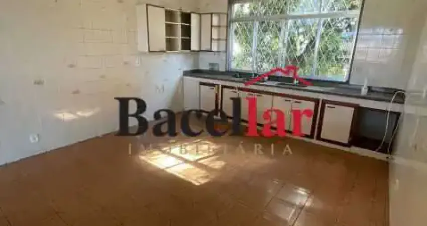 Casa com 6 quartos à venda na Travessa Melquíades, Penha Circular, Rio de Janeiro