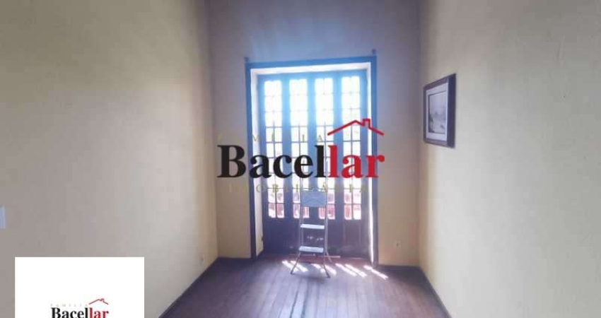 Casa comercial com 5 salas à venda na Rua Uranos, Bonsucesso, Rio de Janeiro