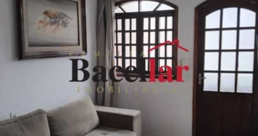 Casa com 3 quartos à venda na Rua Urucuia, Vila Valqueire, Rio de Janeiro